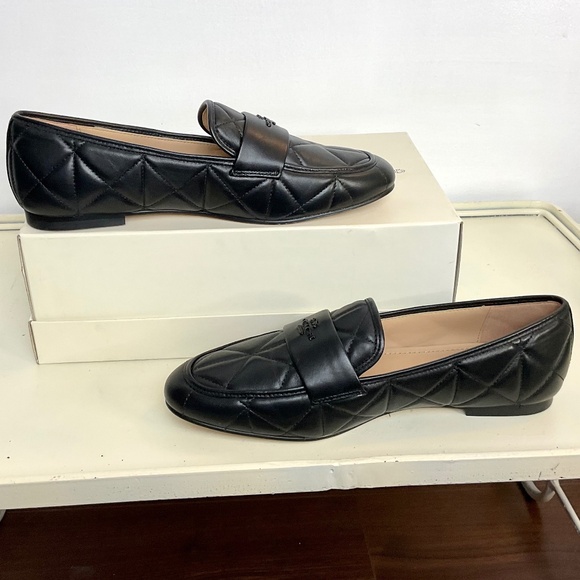 COACH HEIDI Black Quilted Dressy Comfort Leather Loafer Size 7 - Picture 1 of 14